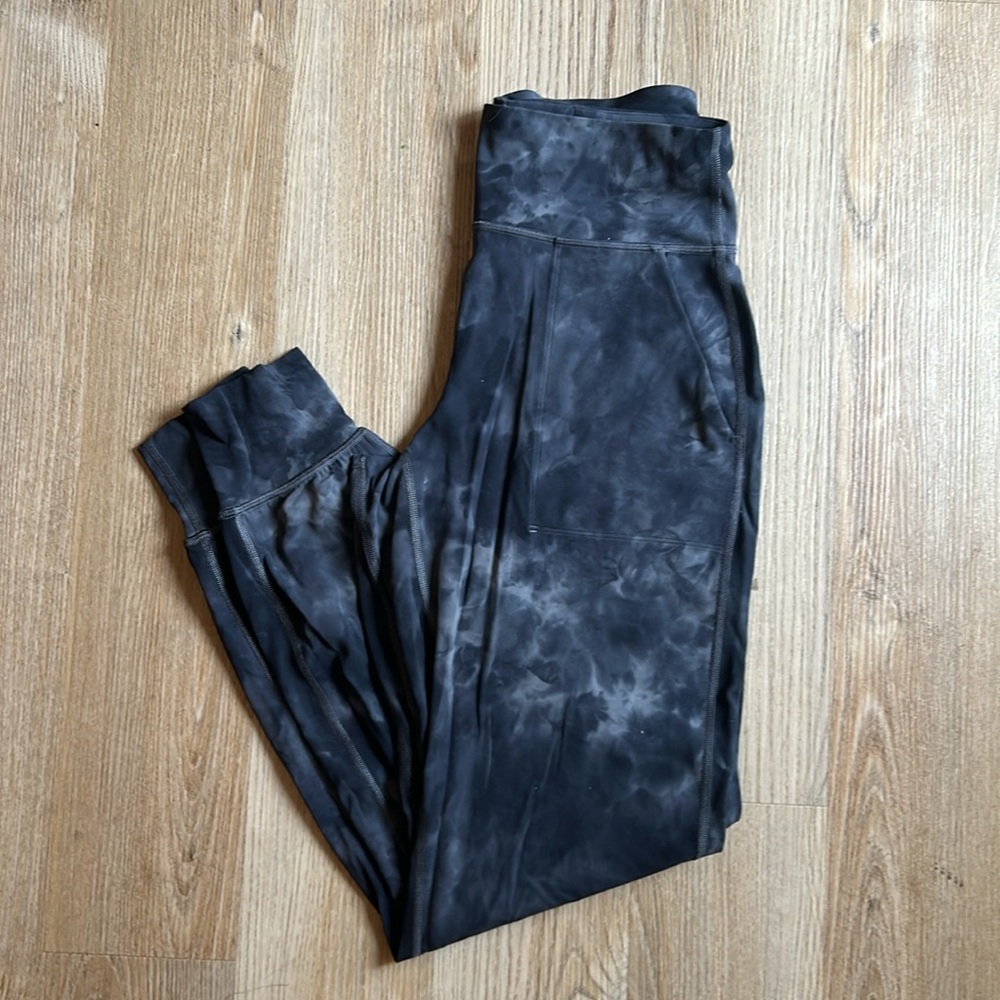 Lululemon Tie Dye Align Jogger Size 6